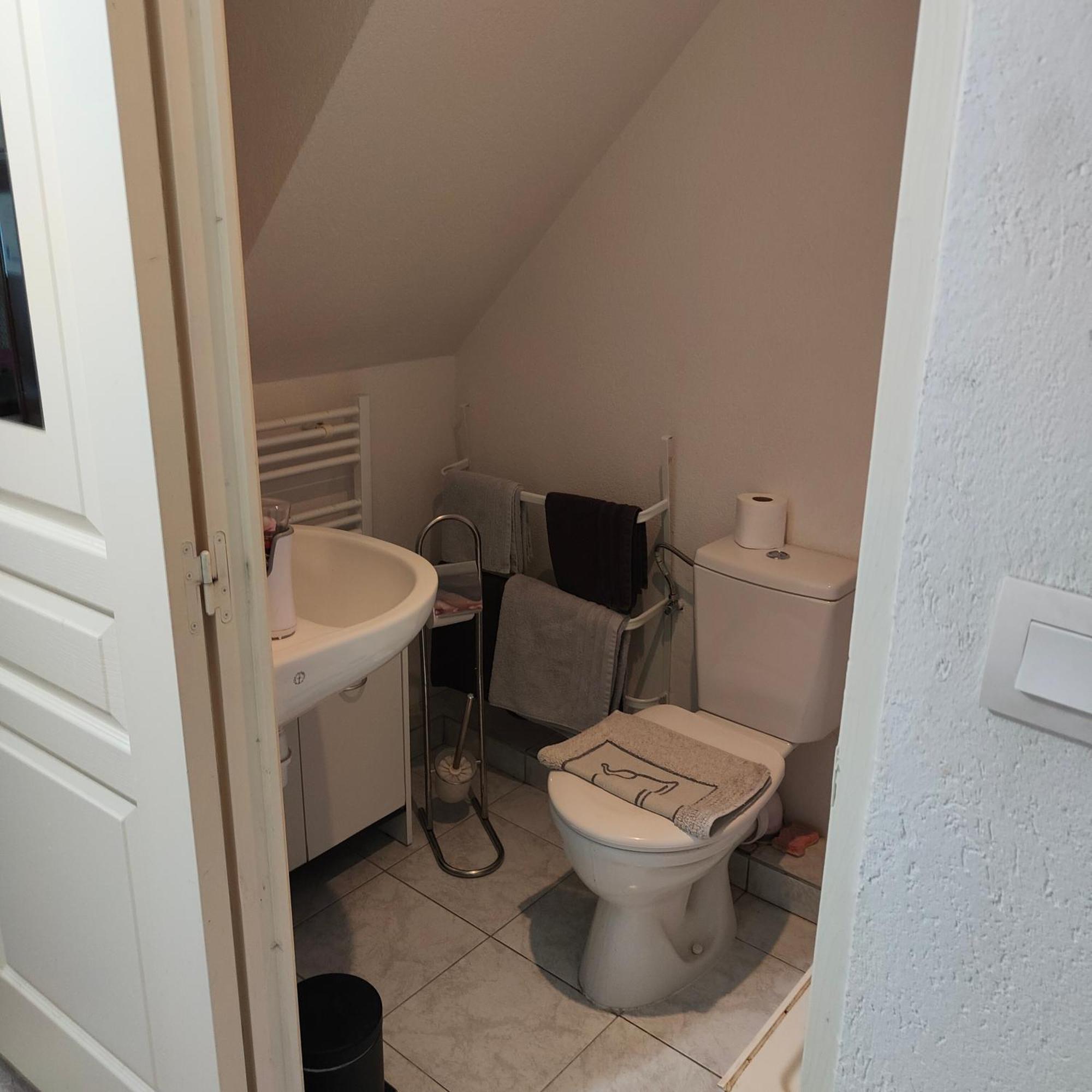 Luthin'S Home สตราสบูร์ก ภายนอก รูปภาพ